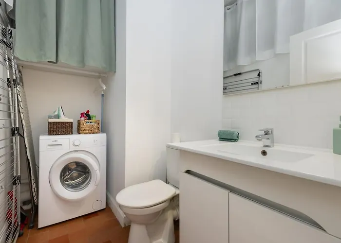 T2 Design Centre Cite 10 Min *