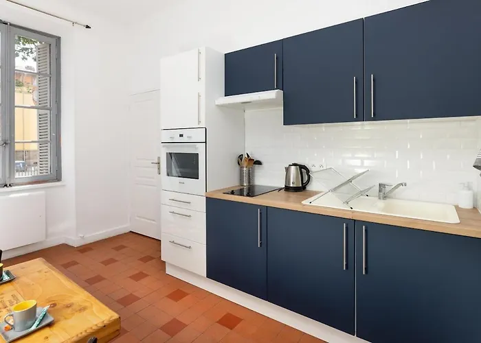 Lägenhet T2 Design Centre Cite 10 Min *